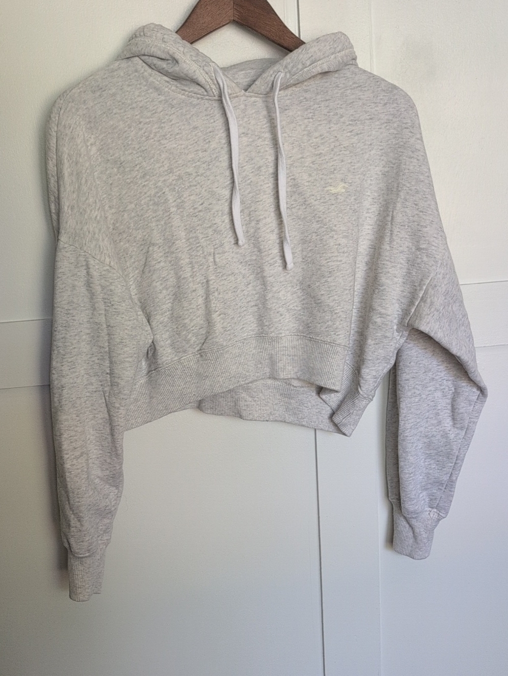 Hollister Heather Light Gray Cropped Hoodie with Drawstring